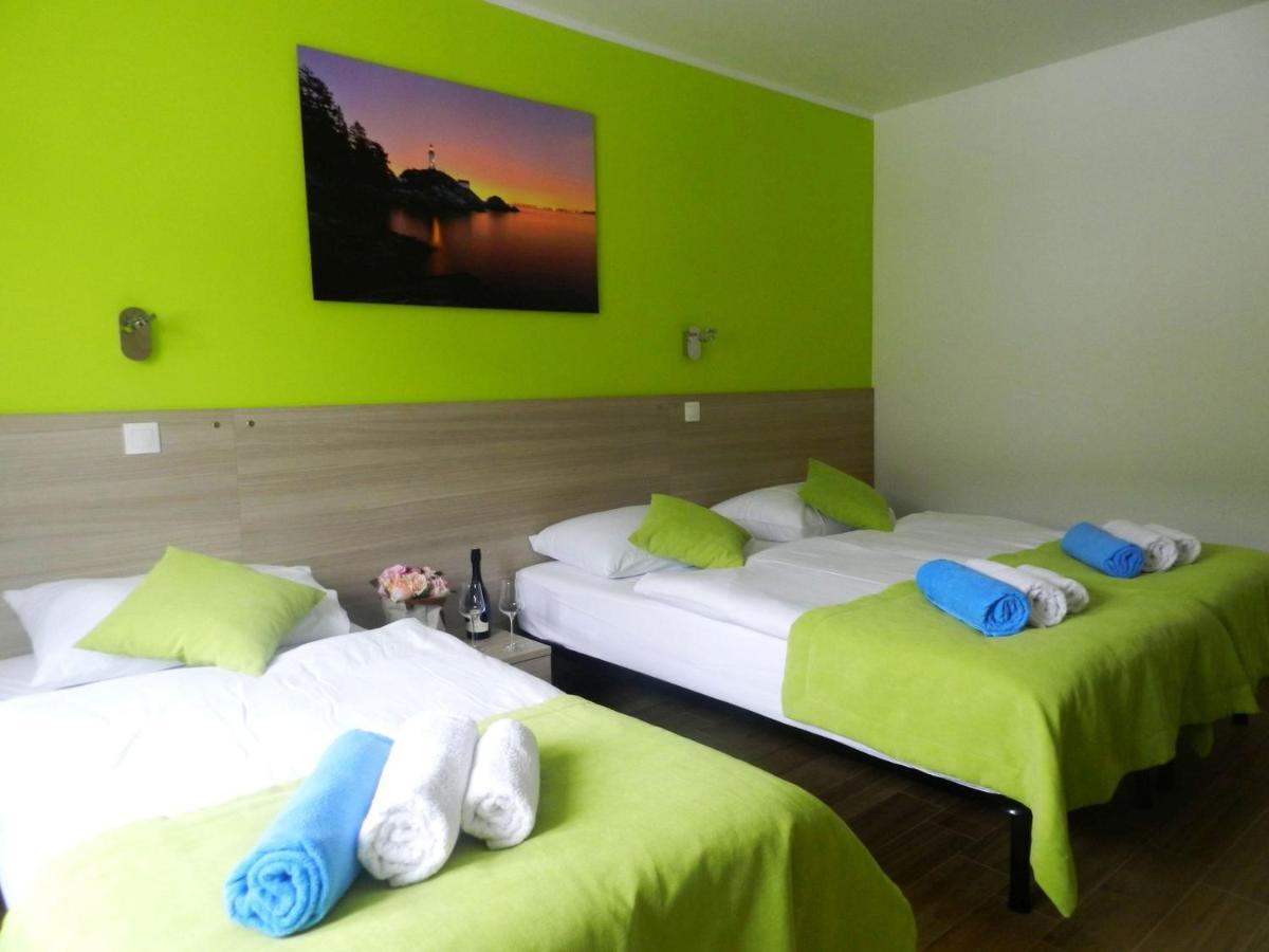 Yourcroatiaholiday - Villa With 6 Rooms Drenje  Exterior foto